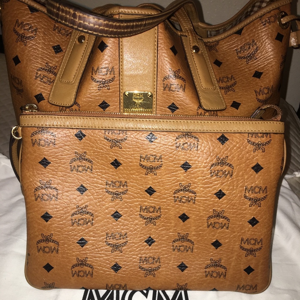 MCM Liz Reversible Medium Tote